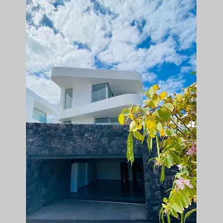 别墅 Luxury - New Building With Panoramic Sea View 阿德耶