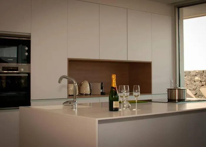 Luxury - New Building With Panoramic Sea View אדחה